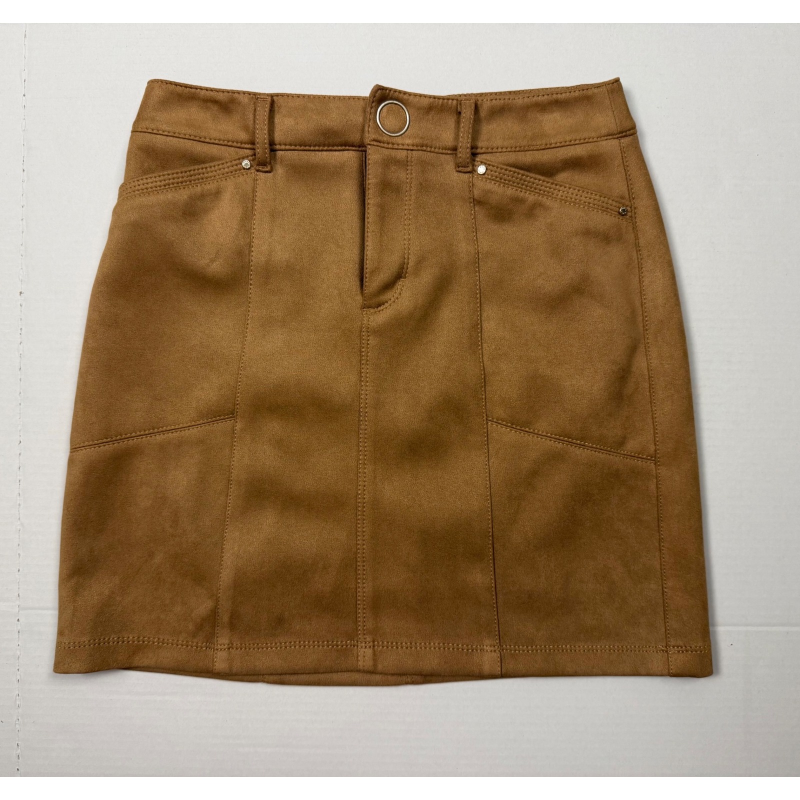White House Black Market Mini Skirt Faux Suede Camel Brown Snap Button Sz 2